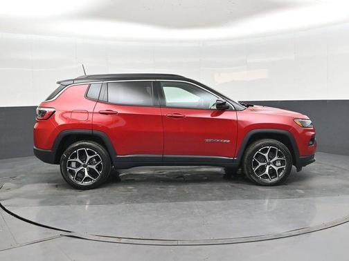 Red Hot Pearlcoat 2026 Jeep Compass Limited