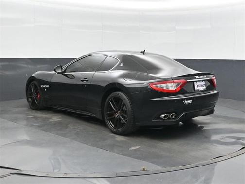2012 Maserati GranTurismo S Auto