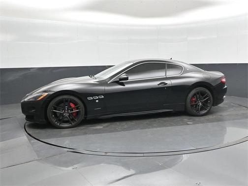 2012 Maserati GranTurismo S Auto