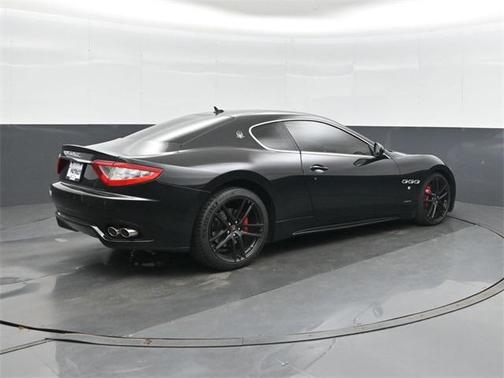 2012 Maserati GranTurismo S Auto