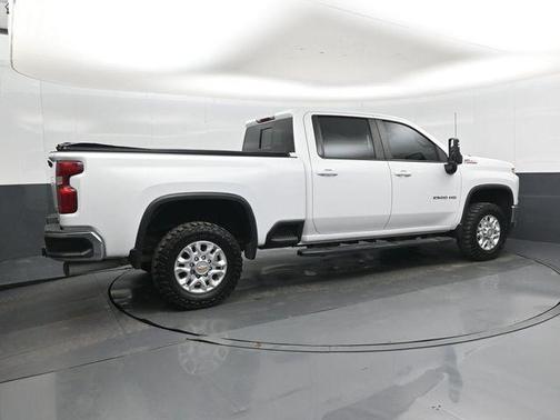 Summit White 2023 Chevrolet Silverado 2500 LT