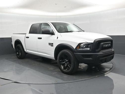 Bright White Clearcoat 2024 RAM 1500 Classic Warlock Crew Cab 4x2 5'7' Box