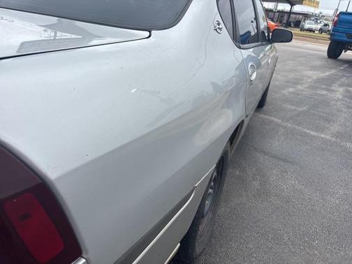2003 Chevrolet Impala Base