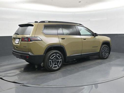 '41 2026 Jeep Cherokee Laredo 4x4