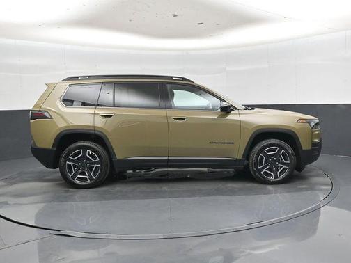 '41 2026 Jeep Cherokee Laredo 4x4