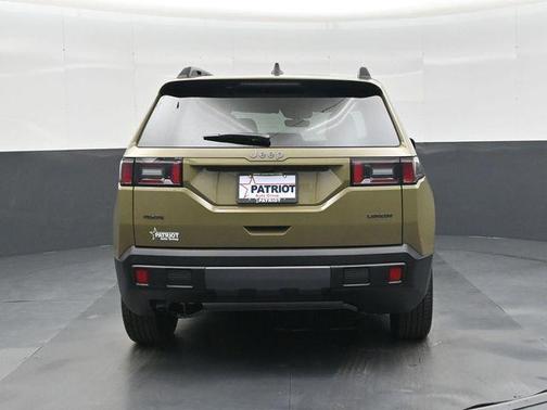 '41 2026 Jeep Cherokee Laredo 4x4
