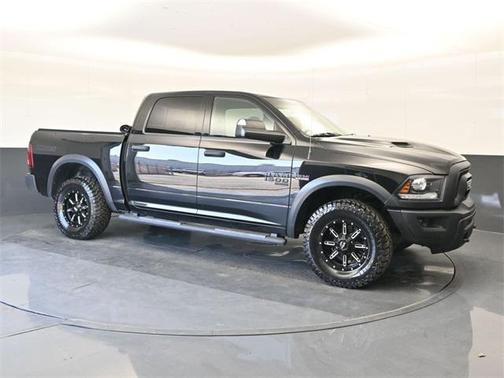 2020 RAM 1500 Classic SLT