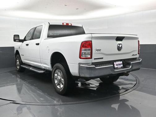 Bright White Clearcoat 2024 RAM 2500 Big Horn Crew Cab 4x4 6'4' Box