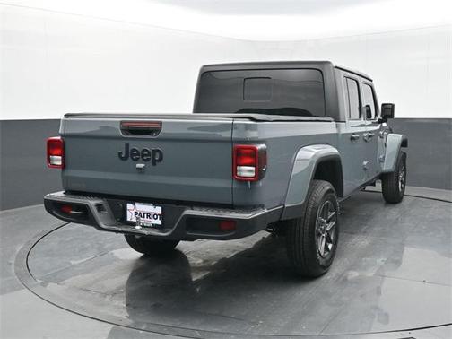 2024 Jeep Gladiator Sport S