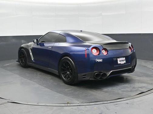 2015 Nissan GT-R Black Edition