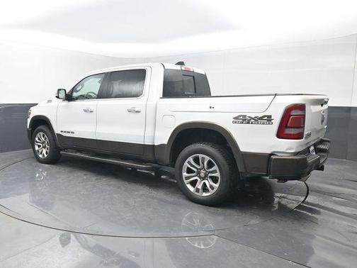 Ivory White Tri-Coat Pearlcoat 2022 RAM 1500 Longhorn