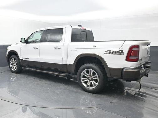 Ivory White Tri-Coat Pearlcoat 2022 RAM 1500 Longhorn