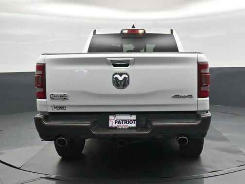 Ivory White Tri-Coat Pearlcoat 2022 RAM 1500 Longhorn