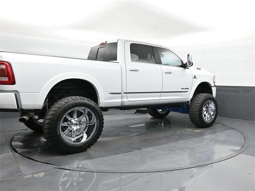 2022 RAM 2500 Limited Crew Cab 4x4 6'4' Box