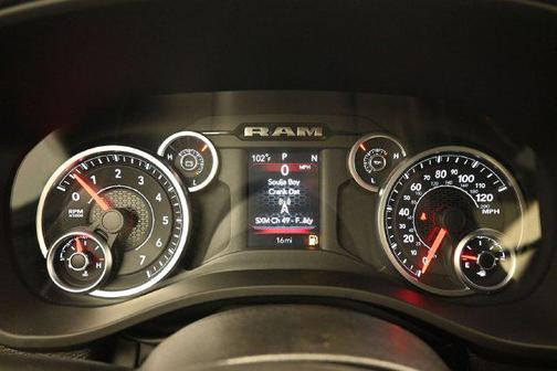 Diamond Black Crystal Pearlcoat 2027 RAM 1500 Express