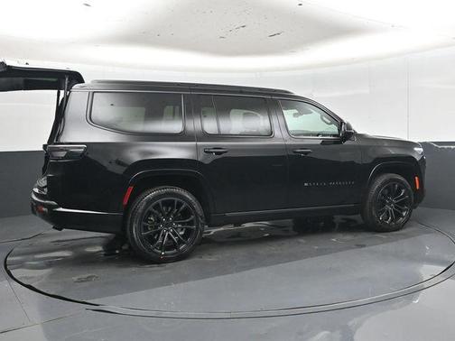 High Gloss Black 2026 Jeep Grand Wagoneer Summit Reserve 4x4