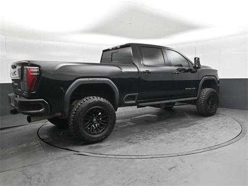 2024 GMC Sierra 2500 AT4