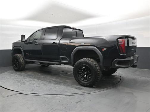 2024 GMC Sierra 2500 AT4