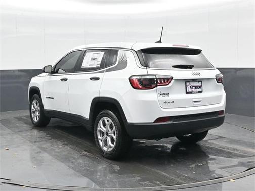 2025 Jeep Compass Sport