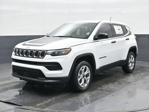 Bright White Clearcoat 2025 Jeep Compass Sport