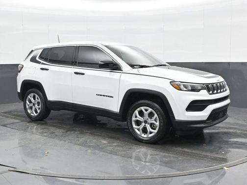 Bright White Clearcoat 2025 Jeep Compass Sport