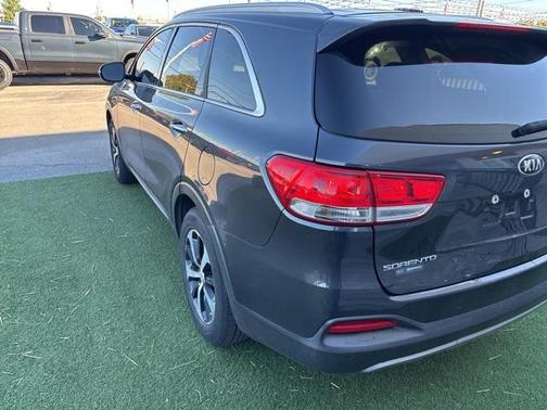 2017 Kia Sorento EX