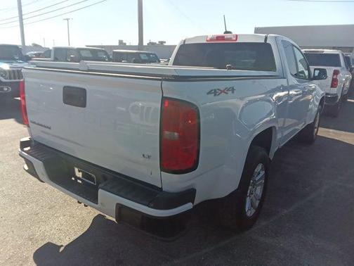 Summit White 2022 Chevrolet Colorado LT