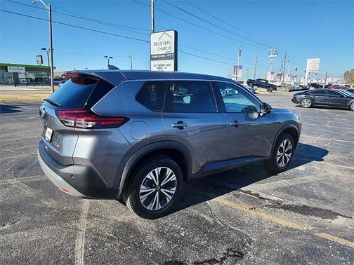 Gun Metallic 2021 Nissan Rogue SV