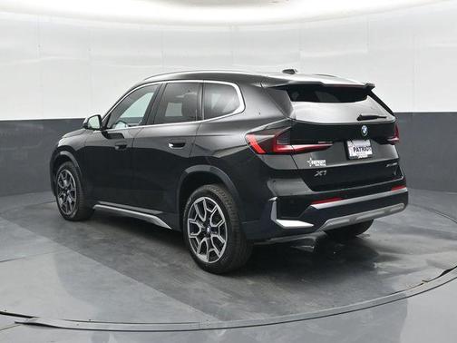 Black Sapphire Metallic 2024 BMW X1 xDrive28i