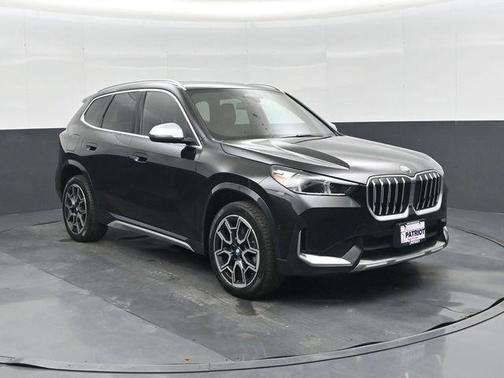 Black Sapphire Metallic 2024 BMW X1 xDrive28i