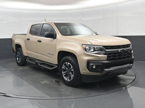 Sand Dune Metallic 2022 Chevrolet Colorado Z71