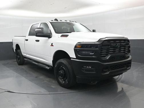 Bright White Clearcoat 2026 RAM 2500 Tradesman Crew Cab 4x4 6'4' Box
