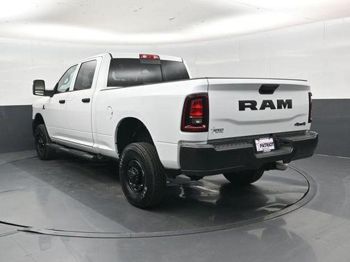 Bright White Clearcoat 2026 RAM 2500 Tradesman Crew Cab 4x4 6'4' Box