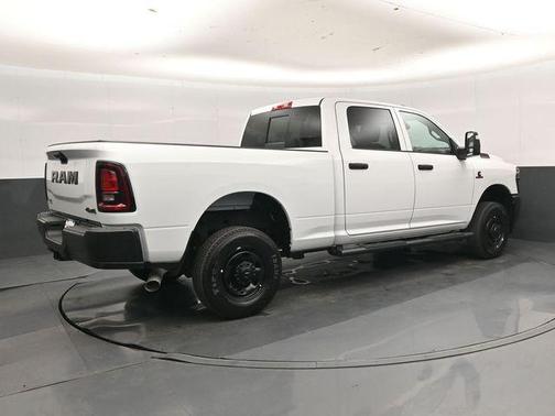 Bright White Clearcoat 2026 RAM 2500 Tradesman Crew Cab 4x4 6'4' Box