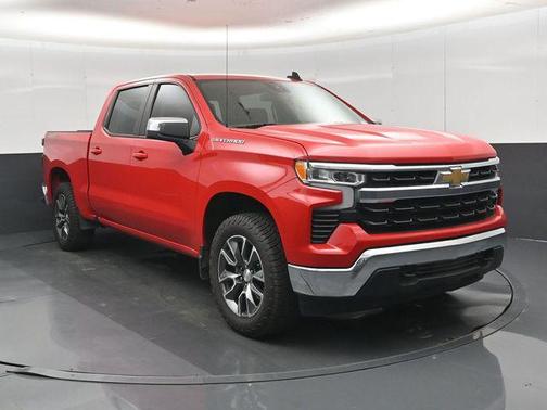 Red Hot 2022 Chevrolet Silverado 1500 LT