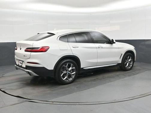 Mineral White Metallic 2020 BMW X4 xDrive30i