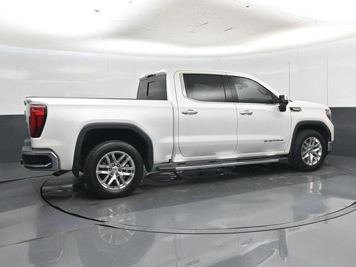 White Frost Tricoat 2019 GMC Sierra 1500 SLT