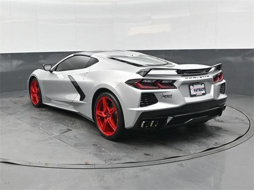 2020 Chevrolet Corvette Stingray w/2LT