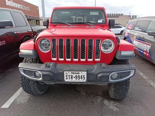 Firecracker Red Clearcoat 2022 Jeep Gladiator Overland