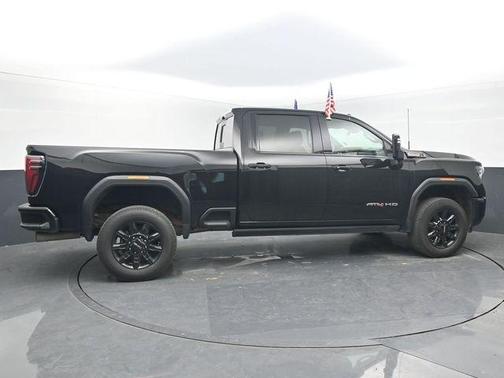 Onyx Black 2024 GMC Sierra 2500 AT4