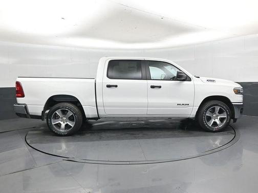 Bright White Clearcoat 2026 RAM 1500 Tradesman