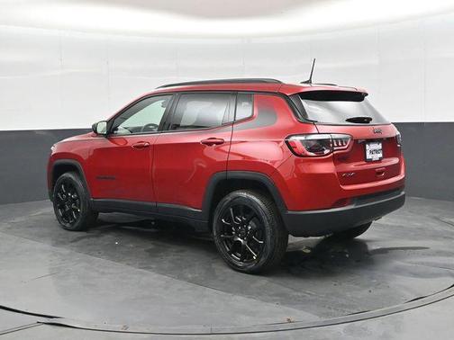 Red Hot Pearlcoat 2026 Jeep Compass Latitude