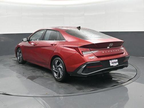 Ultimate Red 2025 Hyundai ELANTRA HEV Limited