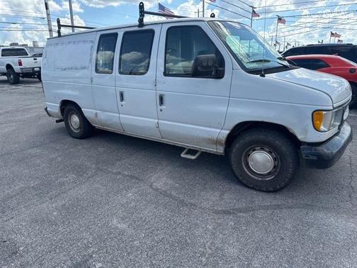 1998 Ford E150 Base