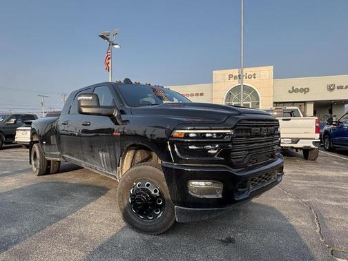 2025 RAM 3500 Laramie Mega Cab 4x4 6'4' Box