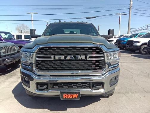 2022 RAM 3500 Big Horn Mega Cab 4x4 6'4' Box