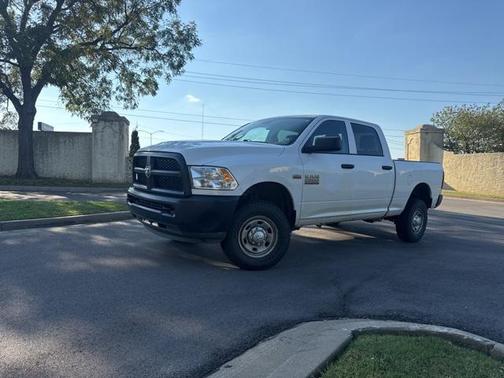 2018 RAM 2500 Tradesman Crew Cab 4x4 6'4' Box