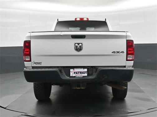 2018 RAM 2500 Tradesman Crew Cab 4x4 6'4' Box