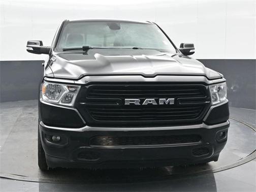 Diamond Black Crystal Pearlcoat 2019 RAM 1500 Big Horn