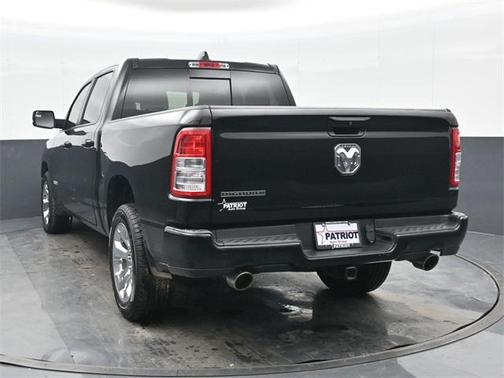 Diamond Black Crystal Pearlcoat 2019 RAM 1500 Big Horn